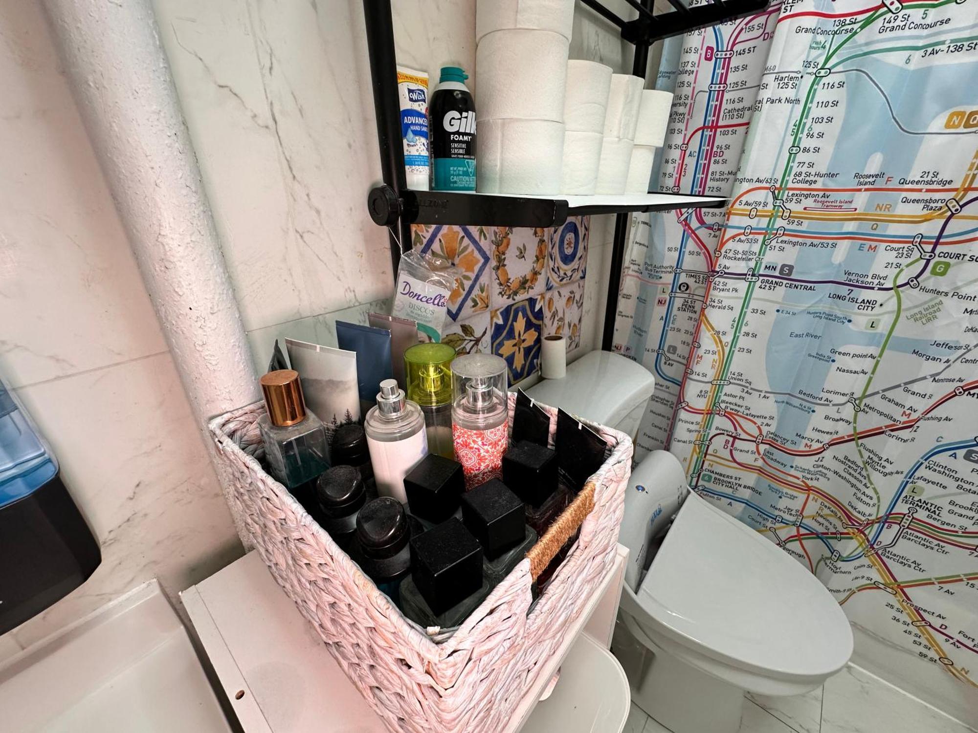 Tropical Comfort Room In Harlem Cozy Stay With Snacks & Style New York Eksteriør bilde